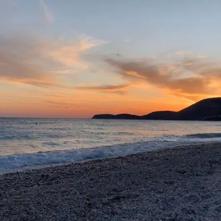 Seaside Nocleg ze śniadaniem *